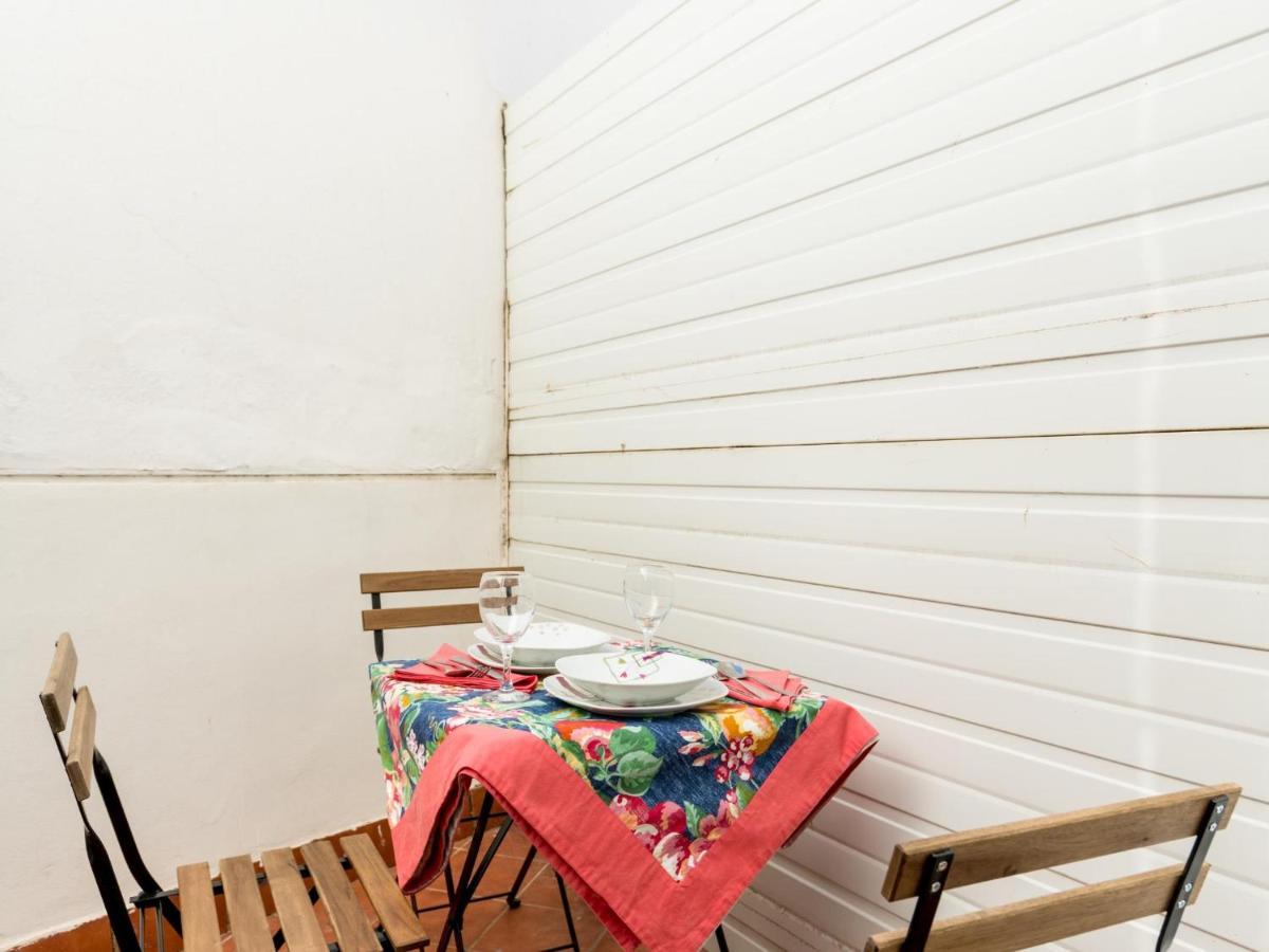Holi-Rent Goya Apartment Seville Exterior photo